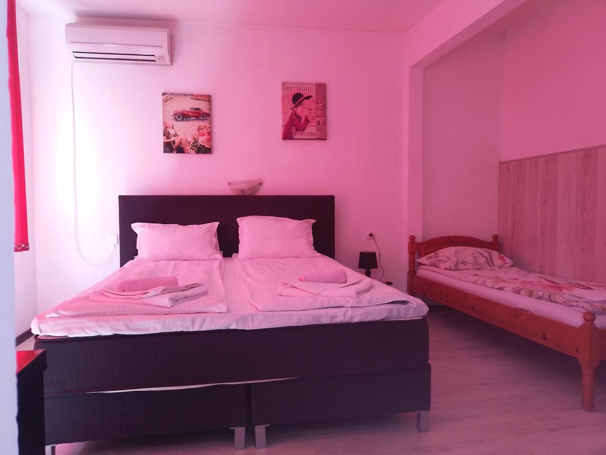 Appartamento Red House Veliko Tărnovo Esterno foto