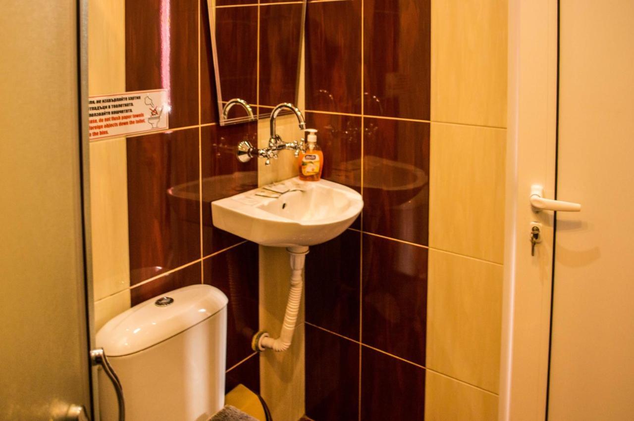 Appartamento Red House Veliko Tărnovo Esterno foto