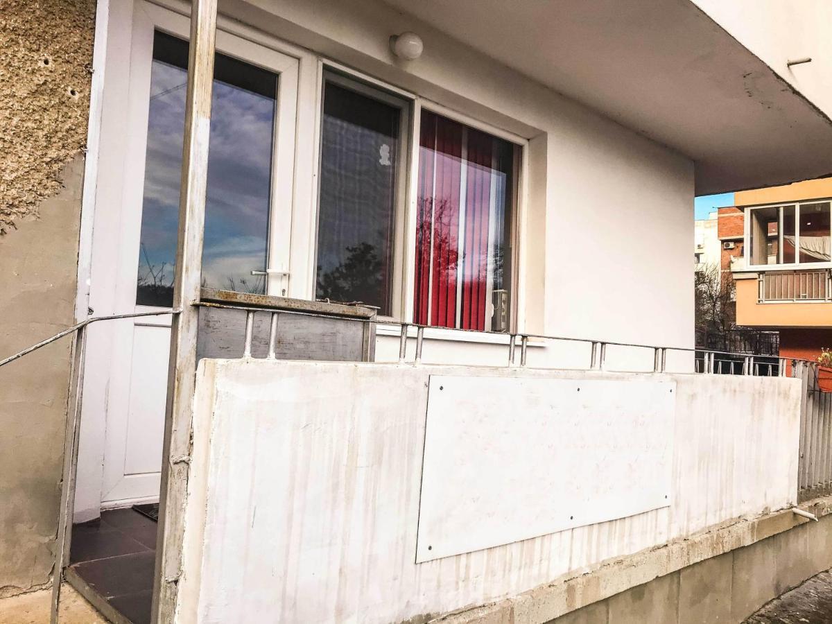 Appartamento Red House Veliko Tărnovo Esterno foto
